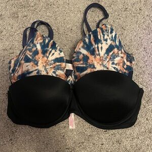 Victoria’s Secret bundle